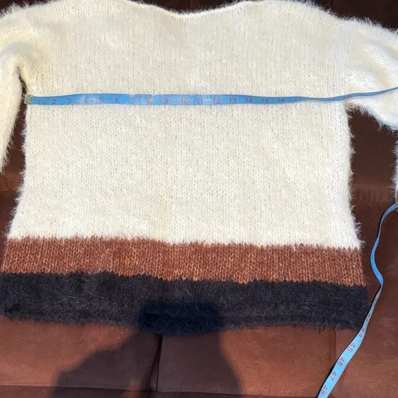 🧶Handmade Soft Luxe Color-Block Merino Wool Sweater - Picture 9 of 14